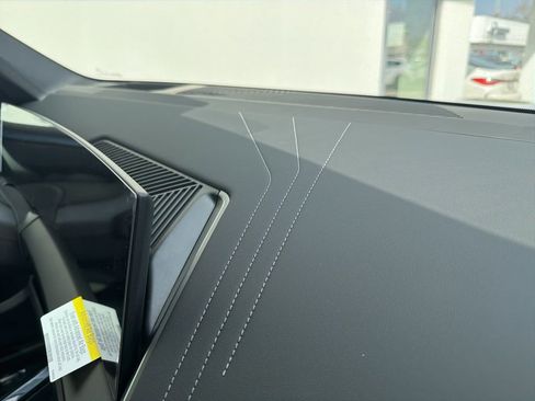 New 2026 BMW X3 xDrive30 w/ Premium Package image 24