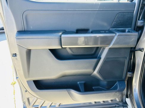 Used 2022 Ford F150 XLT w/ Equipment Group 302A High image 25