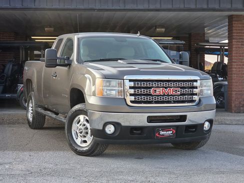 Used 2013 GMC Sierra 2500 SLE w/ SLE Preferred Package image 1