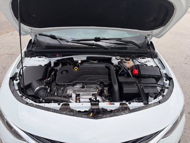 Used 2025 Chevrolet Malibu LT FWD image 21