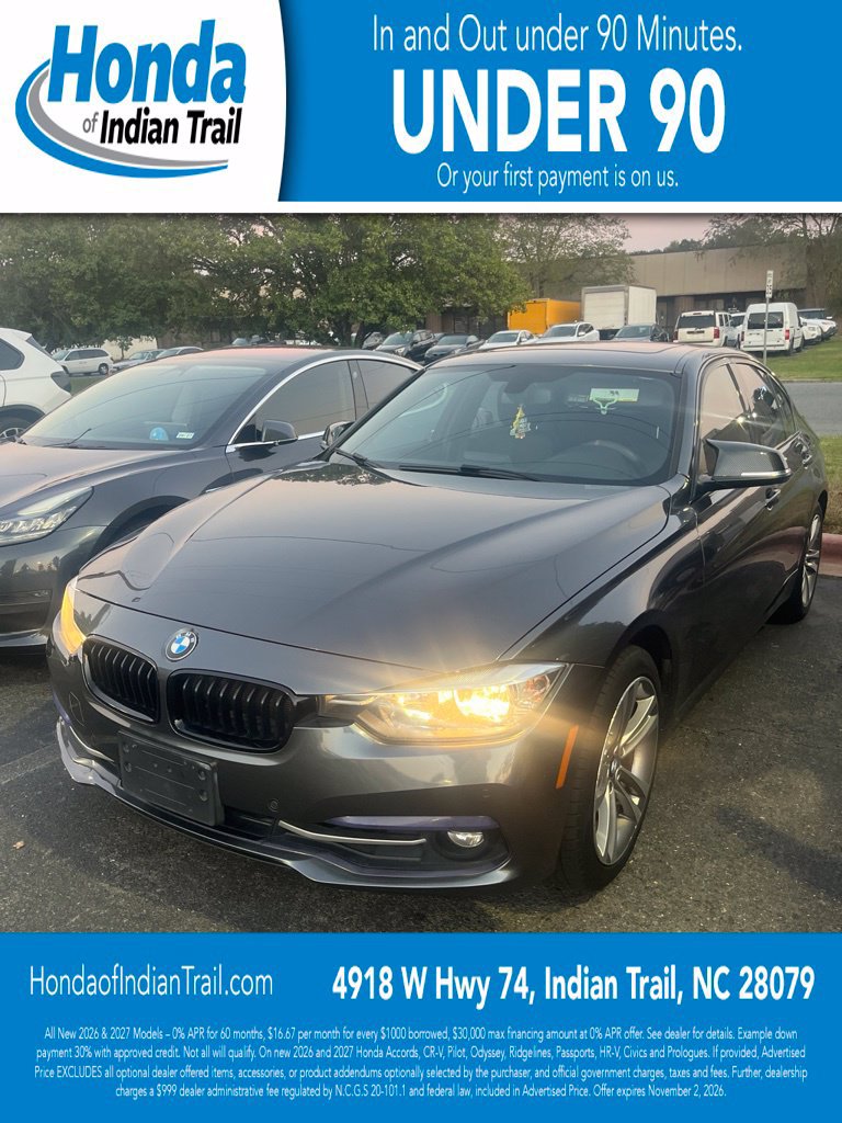 Used 2017 BMW 330i xDrive Sedan AWD/4WD image 3