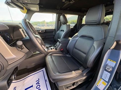 Used 2025 Ford Bronco Outer Banks AWD/4WD image 28