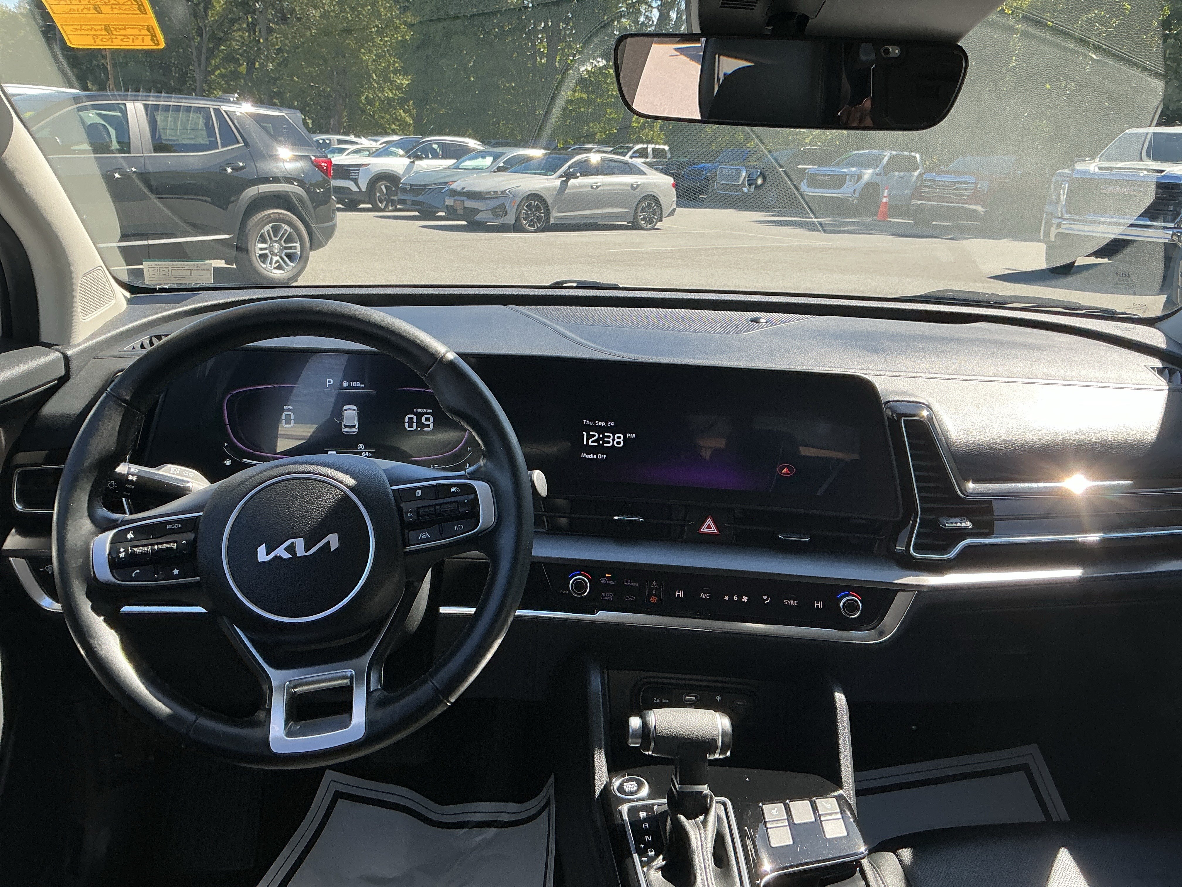 Certified 2024 Kia Sportage EX AWD/4WD image 11
