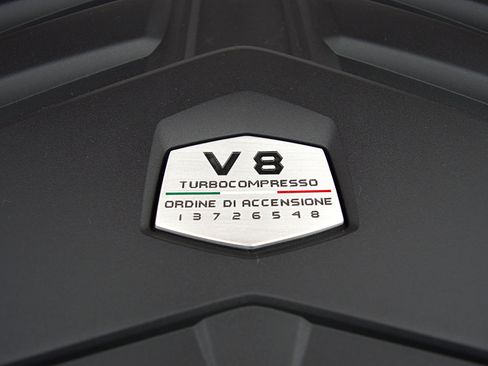 Used 2022 Lamborghini Urus image 26