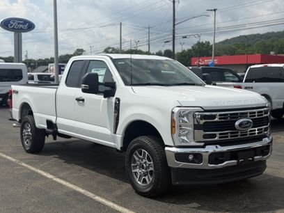 New 2025 Ford F350 XLT w/ 360-Degree Camera Package