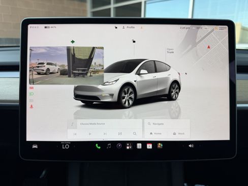 Used 2023 Tesla Model Y Long Range AWD/4WD image 26