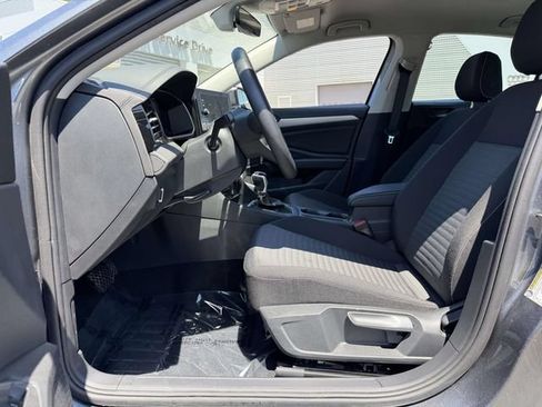 Used 2025 Volkswagen Jetta S FWD image 8