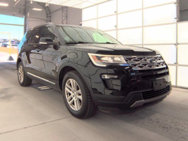 Used 2018 Ford Explorer XLT w/ Equipment Group 202A AWD/4WD image 1