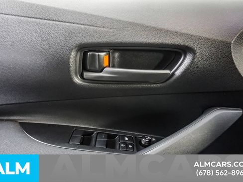 Used 2025 Toyota Corolla LE FWD image 45
