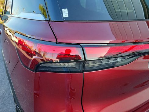 Certified 2026 INFINITI QX60 Luxe w/ Cargo Package image 10