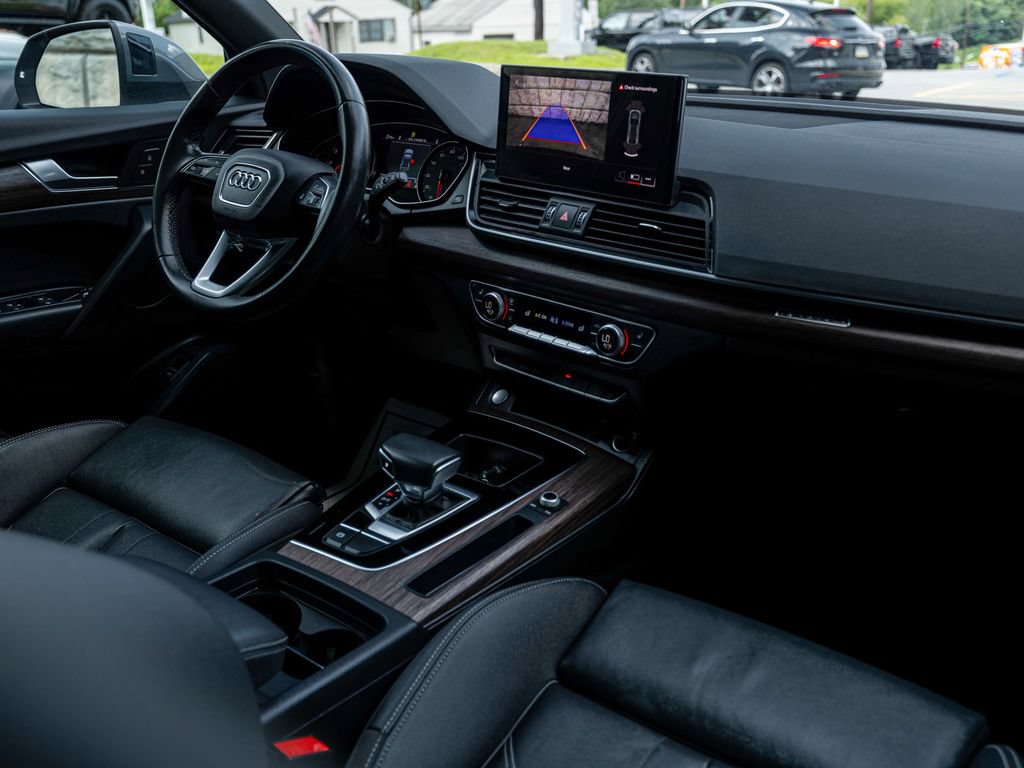 Used 2024 Audi Q5 2.0T Premium w/ Convenience Package AWD/4WD image 34