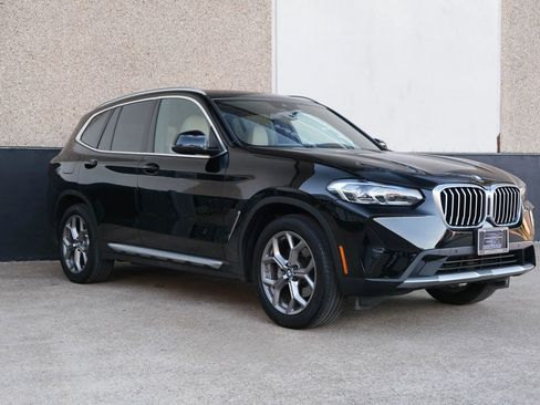Used 2023 BMW X3 xDrive30i w/ Premium Package image 4