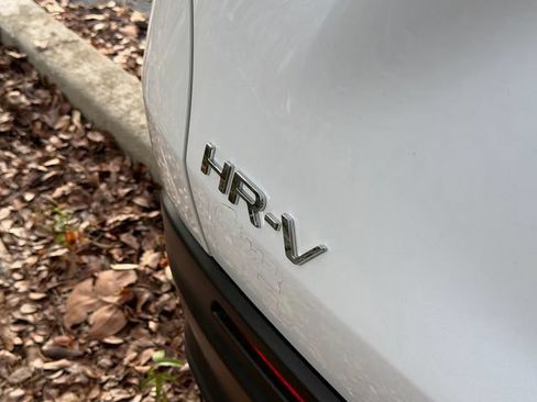 Used 2026 Honda HR-V LX image 8