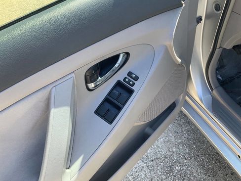 Used 2008 Toyota Camry LE FWD image 10