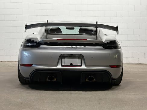 Used 2025 Porsche 718 Cayman GT4 RS w/ Chrono Package image 8