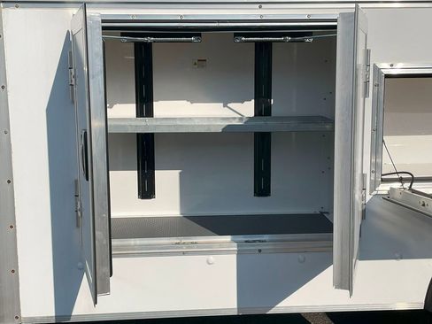 Used 2022 Chevrolet Express 3500 Work Van w/ Power Convenience Package image 9