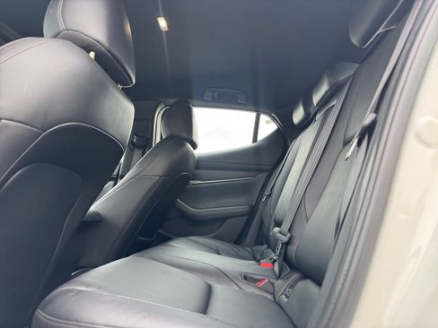 Used 2019 MAZDA MAZDA3 AWD Hatchback w/ Preferred Pkg image 17