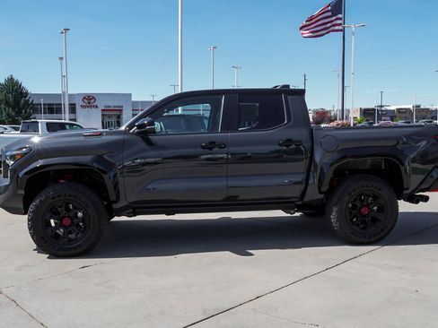 Used 2026 Toyota Tacoma TRD Pro w/ Tow Tech Package AWD/4WD image 5