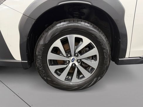 Used 2024 Subaru Outback Premium AWD/4WD image 14