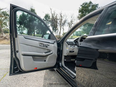 Used 2010 Mercedes-Benz E 63 AMG Sedan image 50