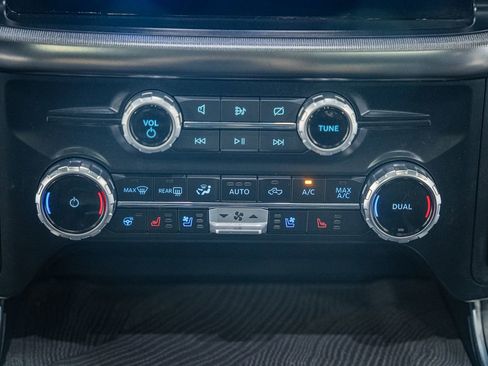 Certified 2023 Ford F150 Platinum image 32