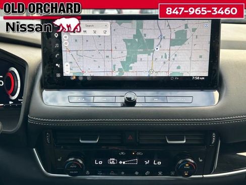 Used 2024 Nissan Rogue SL w/ SL Premium Package AWD/4WD image 16