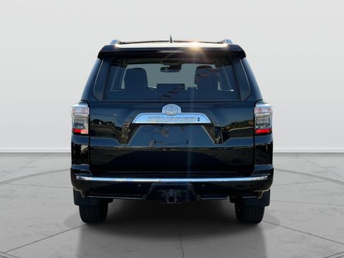 Used 2022 Toyota 4Runner Limited AWD/4WD image 6