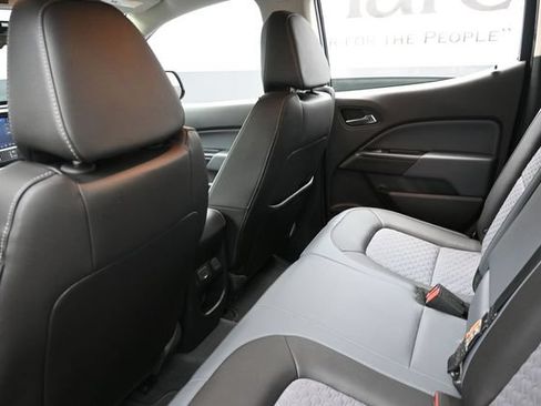 Used 2019 Chevrolet Colorado Z71 AWD/4WD image 23