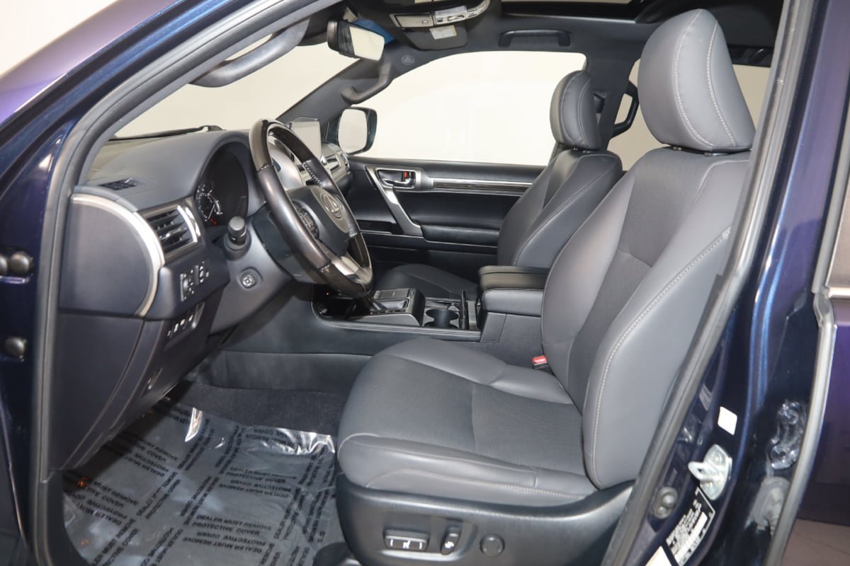 Used 2023 Lexus GX 460 Premium w/ Premium Package AWD/4WD image 13