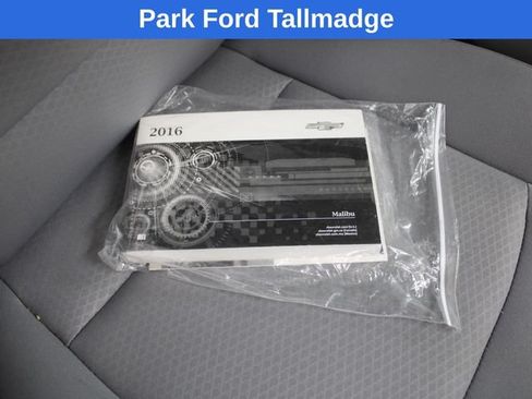 Used 2016 Chevrolet Malibu LT FWD image 29