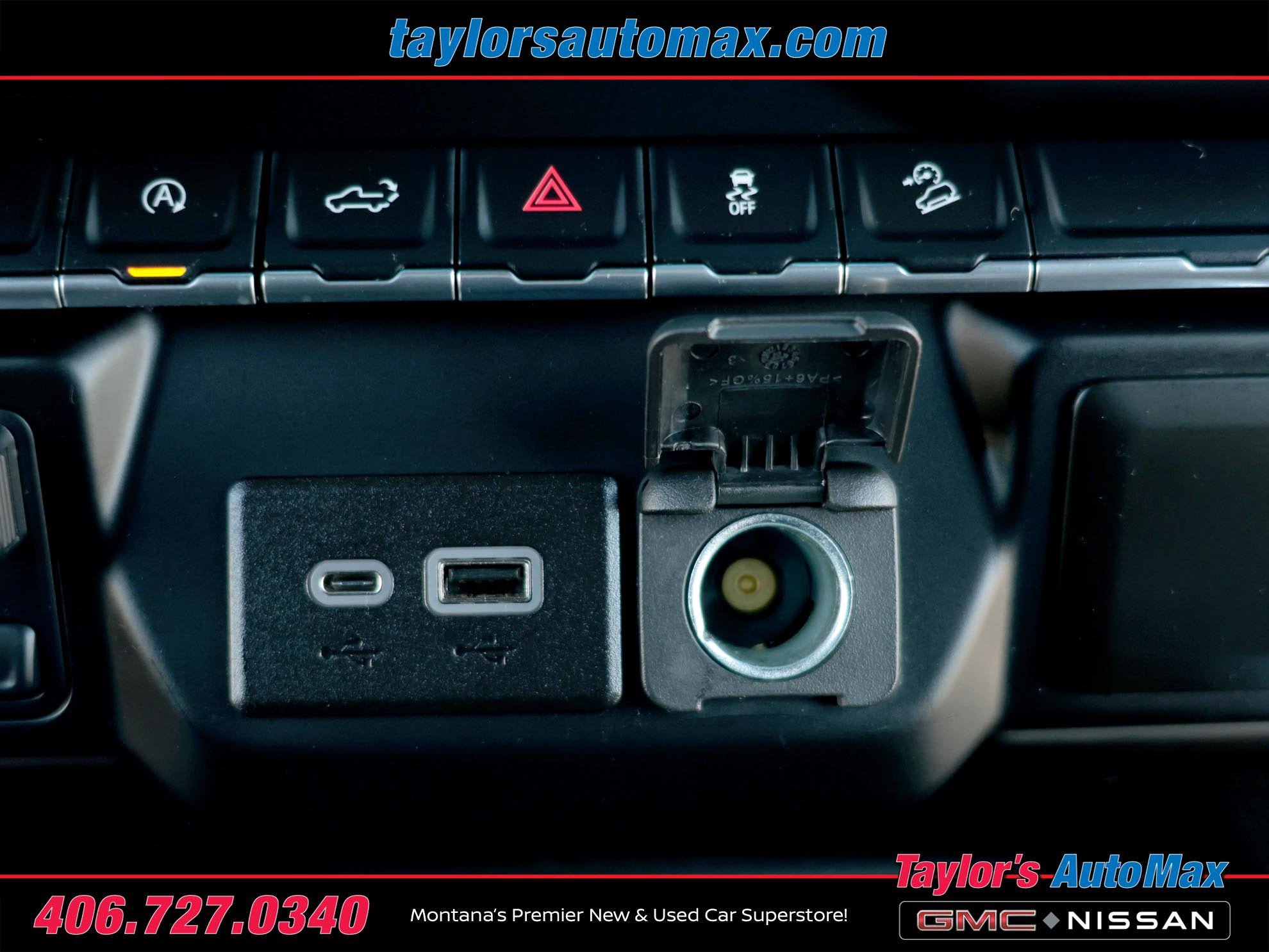 Used 2021 Chevrolet Silverado 1500 RST w/ Z71 Off-Road Package AWD/4WD image 16