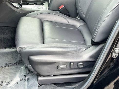 Used 2024 Subaru Ascent Limited image 20