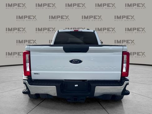 Used 2024 Ford F350 XLT AWD/4WD image 4