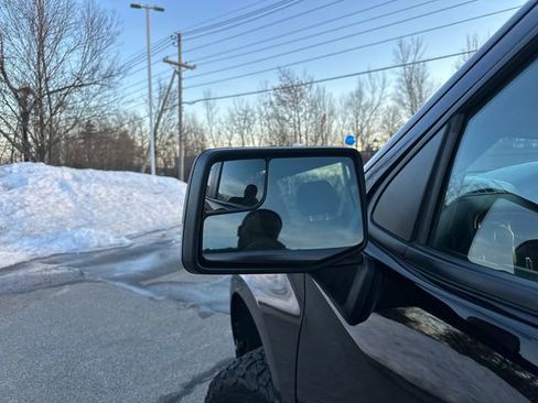 Used 2024 Chevrolet Silverado 1500 Custom image 14