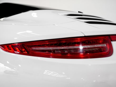 Used 2015 Porsche 911 Targa 4S image 34