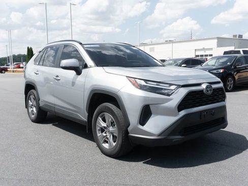 Used 2024 Toyota RAV4 XLE w/ Convenience Package AWD/4WD image 3