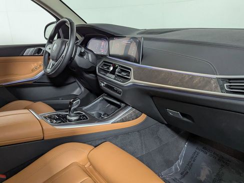 Certified 2022 BMW X7 xDrive40i w/ Premium Package image 31