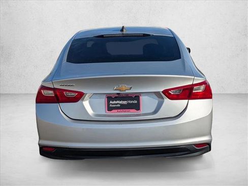 Used 2018 Chevrolet Malibu LS image 7