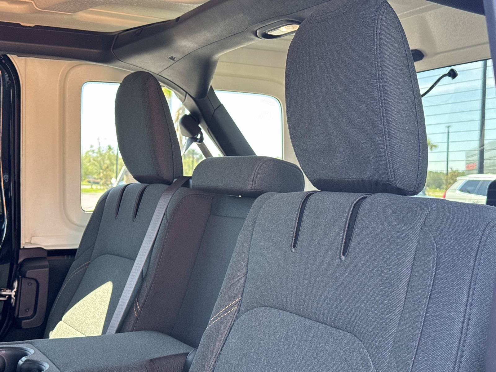 Used 2025 Jeep Wrangler Unlimited Sport S 4xe AWD/4WD image 17