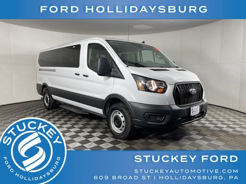 Used 2023 Ford Transit 350 XL image 1