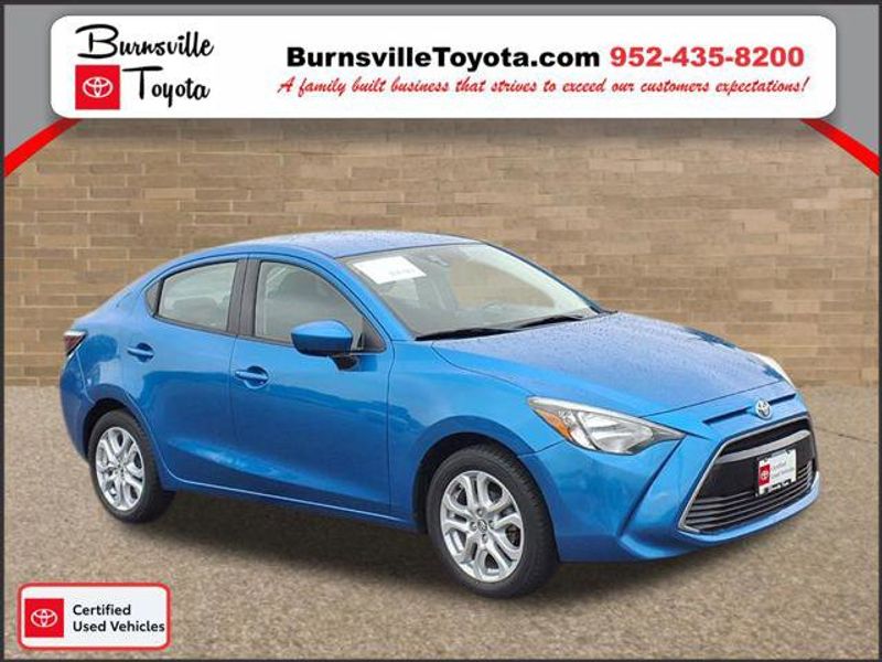 Certified 2017 Toyota Yaris iA image 1