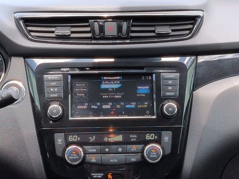 Used 2022 Nissan Rogue Sport SL w/ Premium Package AWD/4WD image 19