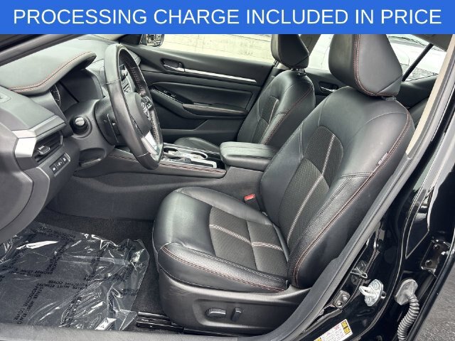 Used 2024 Nissan Altima 2.5 SR FWD image 2