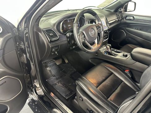 Used 2020 Jeep Grand Cherokee Overland image 23