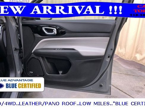 Used 2022 Jeep Compass Limited w/ Sun and Sound Group image 12