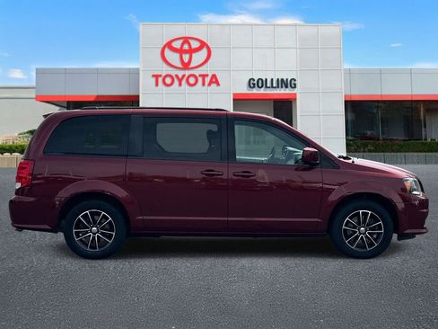 Used 2019 Dodge Grand Caravan GT FWD image 6