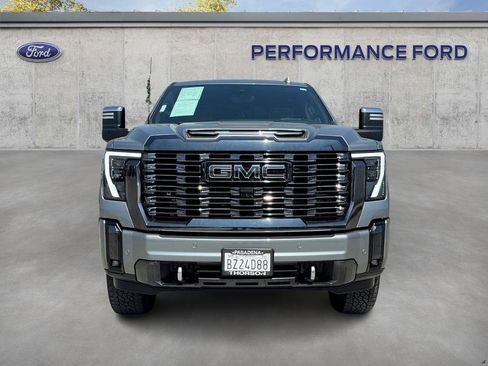 Used 2024 GMC Sierra 2500 Denali Ultimate w/ Max Trailering Package image 3