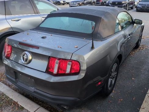 Used 2012 Ford Mustang Premium image 2