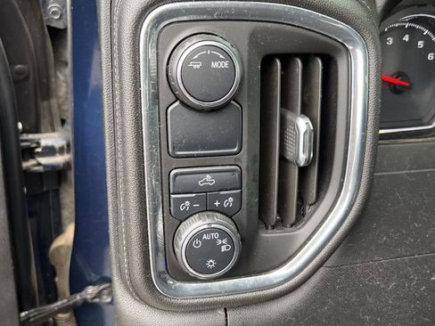 Used 2020 Chevrolet Silverado 1500 LT w/ All-Star Edition image 17