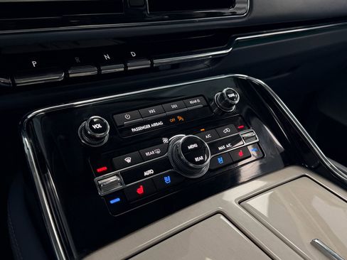 Used 2023 Lincoln Navigator L Black Label image 29